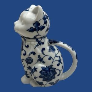 Vintage Cat Porcelain Teapot Blue and White